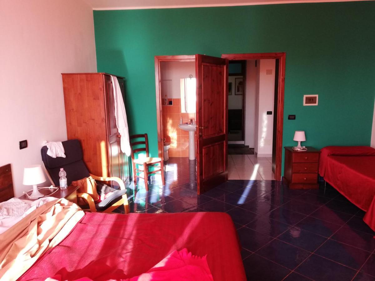 Bed& Breakfast Maredomus Hotel Milazzo Bagian luar foto